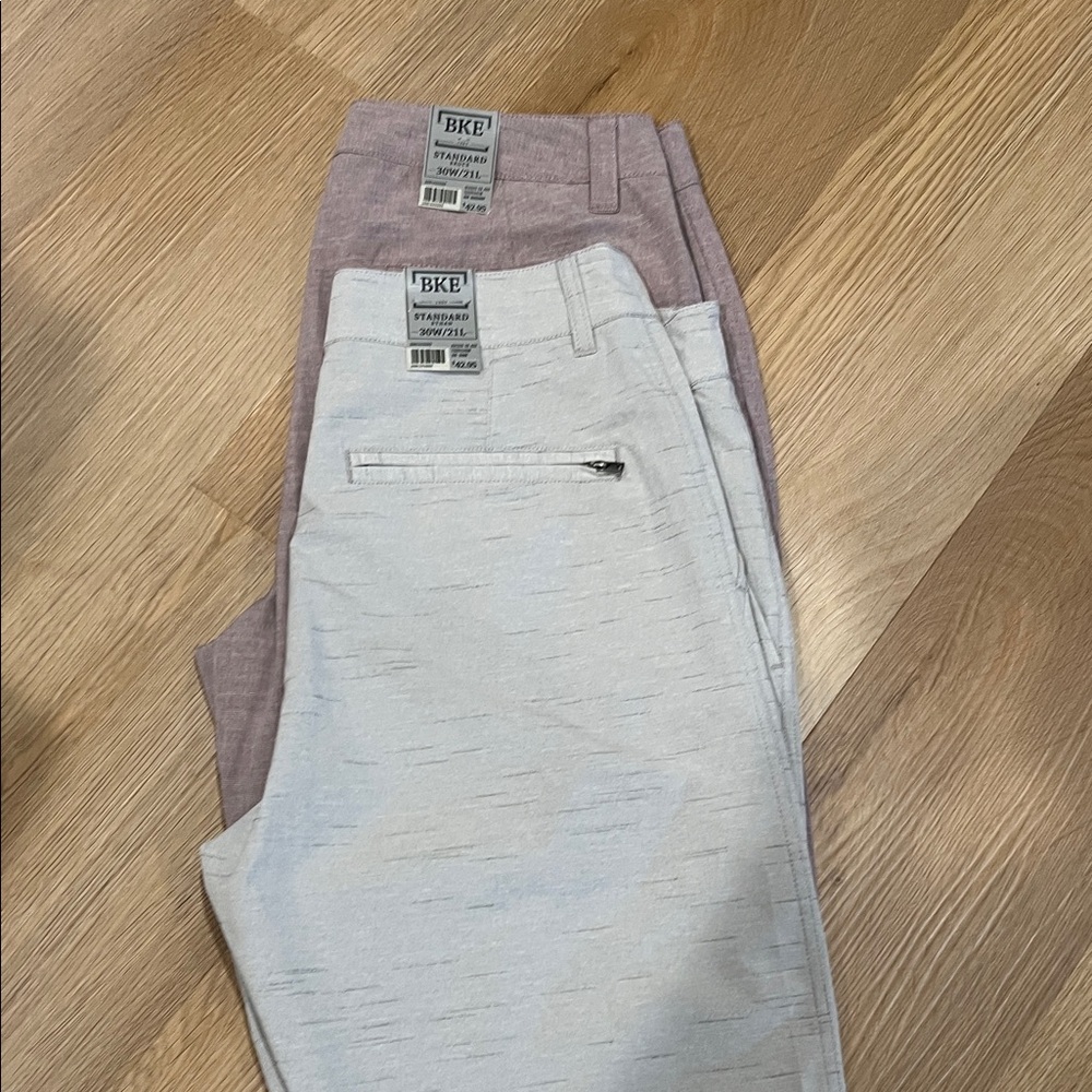 BKE Men's Shorts in Light Gray and Lavender